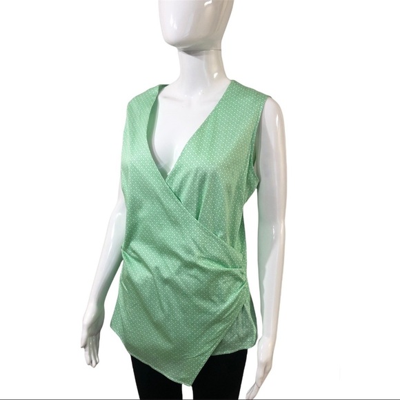 New York And Company Women Size M Top Sleeveless V Neck Cross Body Blouse Green - Picture 1 of 13